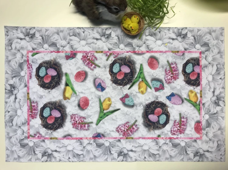 Serwetka - Wielkanoc tulipan 30x50 cm – drugi widok