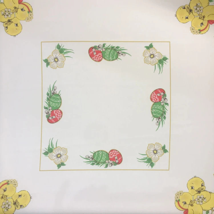 Biały obrus wielkanocny 80 × 80 cm w kaczuszki z czerwoną lamówką – zbliżenie wykończenia brzegu
