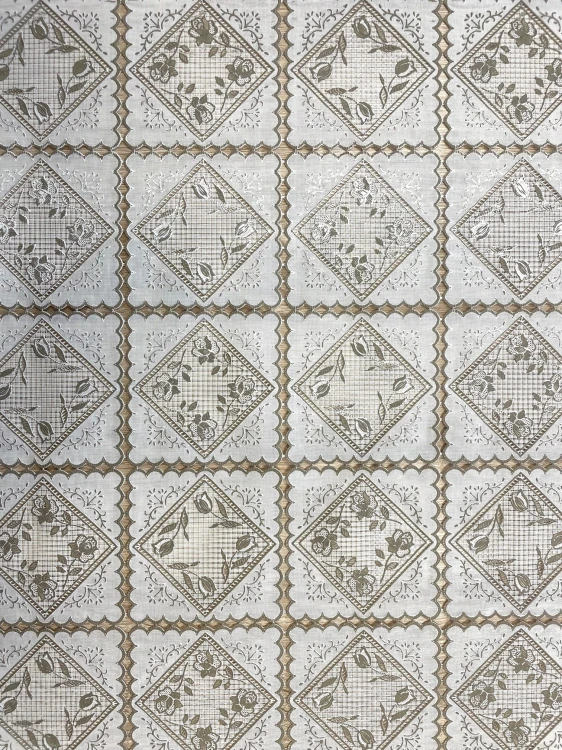 Koronka Dia Lace kremowa P-5526 roślinne romby w kwadratach 50 cm – zbliżenie wzoru