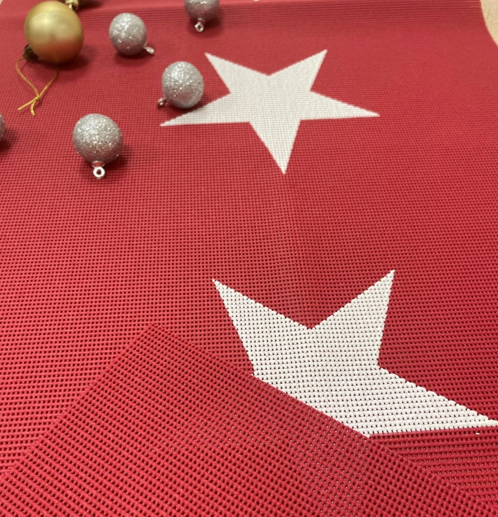 Czerwony bieżnik świąteczny MIAMI 40 × 150 cm w gwiazdy – czwarty widok