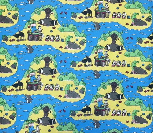 Mata dziecięca 130 × 150 cm z morską ilustracją wysp i zwierząt – widok całości