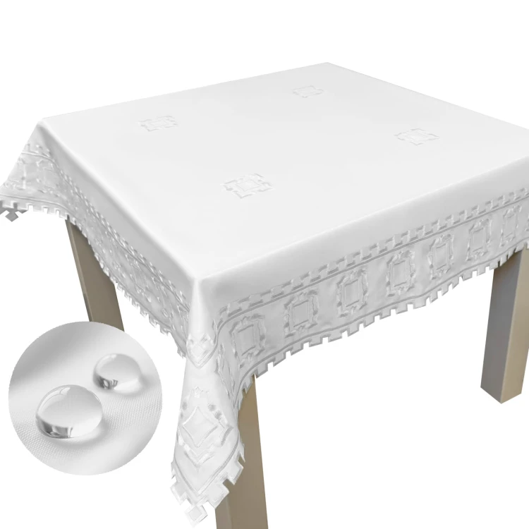 Obrus haftowany ATENA 1499 (biały) 85 × 85 cm – widok całości
