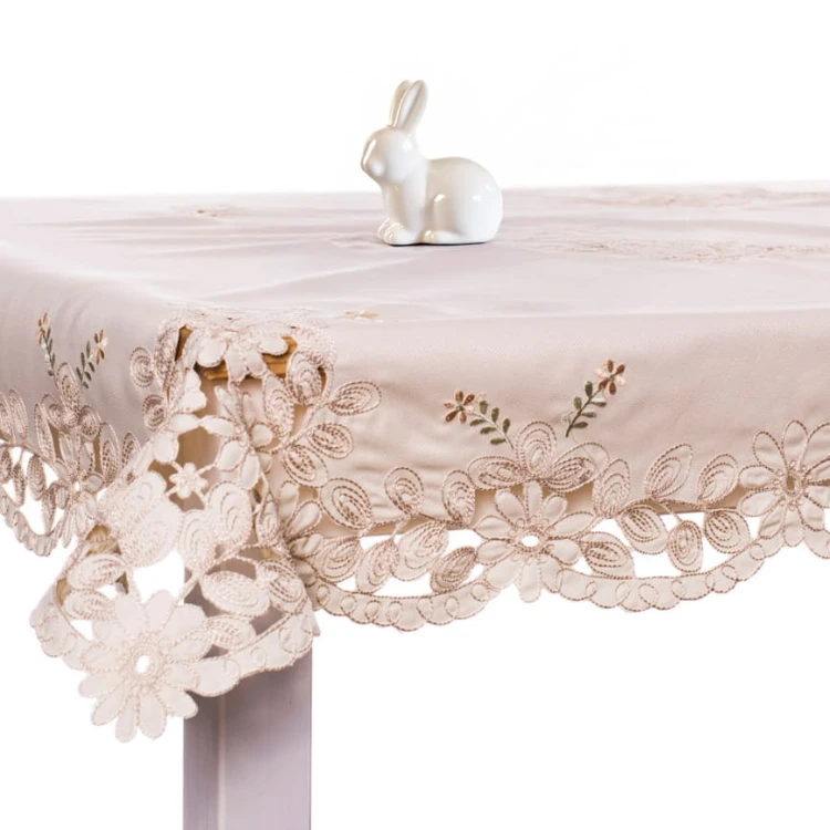Obrus haftowany ELEGANT F5-1244 (ecru) – widok całości