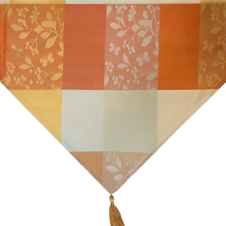 Bieżnik dekoracyjny ORIENT 45 × 180 cm w pomarańczową kratę – zbliżenie wzoru i tkaniny