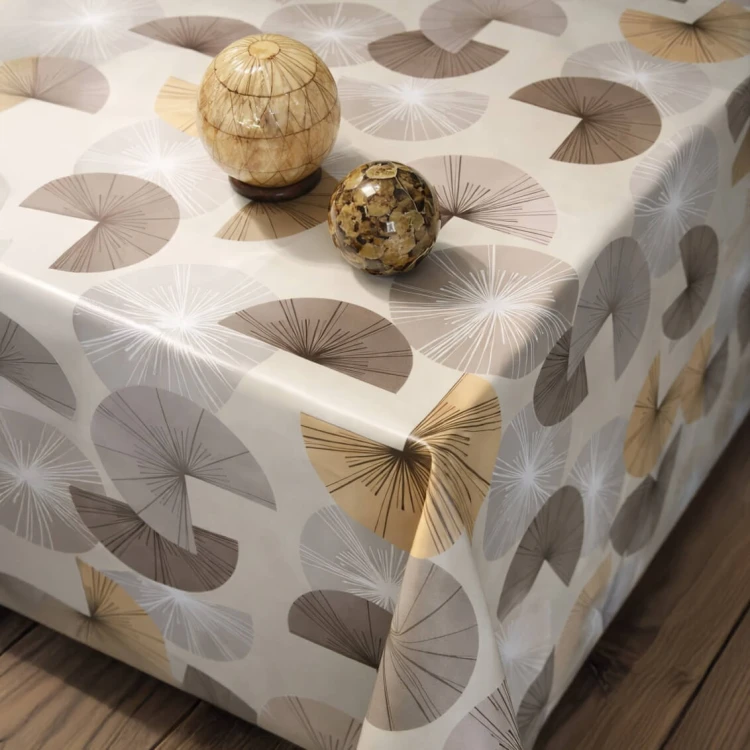 Cerata w rolce MIM-683-5 złoto-szare wachlarze geometryczne – aranżacja stołu