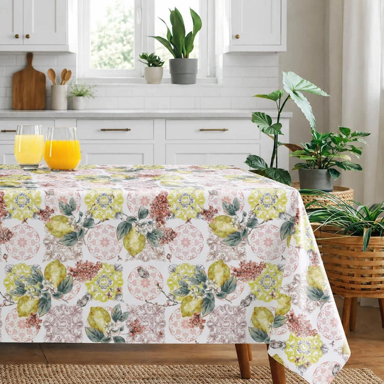 Cerata w rolce MOD-6384-02 – cytryny i orientalne ornamenty, aranżacja na stole