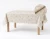 ST-1107A Beżowy obrus plamoodporny w delikatne kwiaty ze złotą nicią