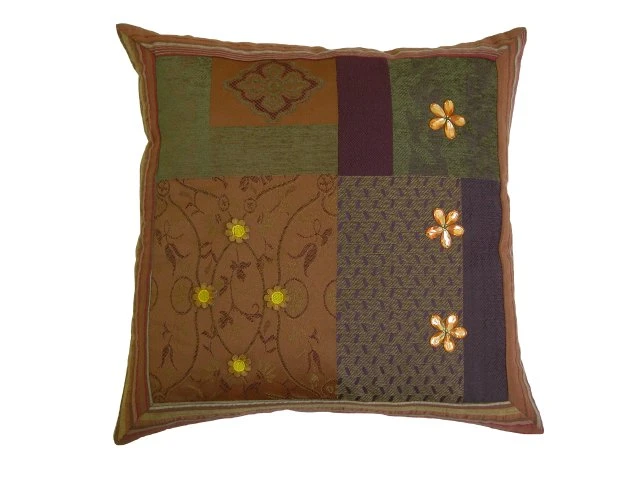 Poszewka TEXAS F6-873 w wielobarwny patchwork z kwiatami – widok całości