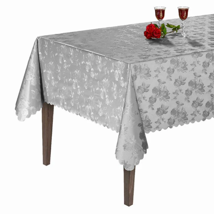 Cerata w rolce FLO-3030-11 srebrne róże na szarości – aranżacja stołu